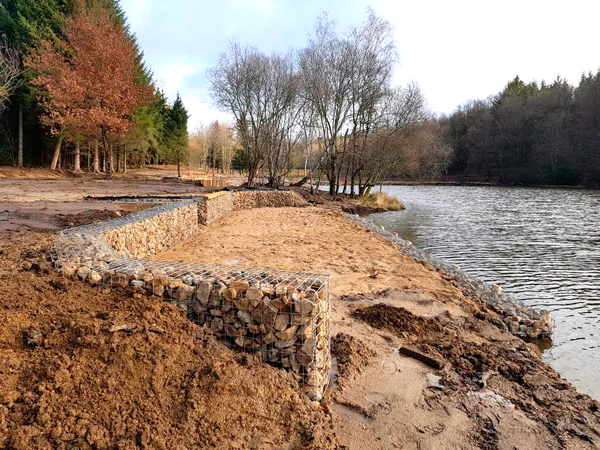 retained-beach-for-fishing-platform